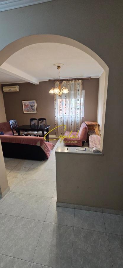 Shitet apartament 3+1 prokuroria e tiranes 177.000 euro