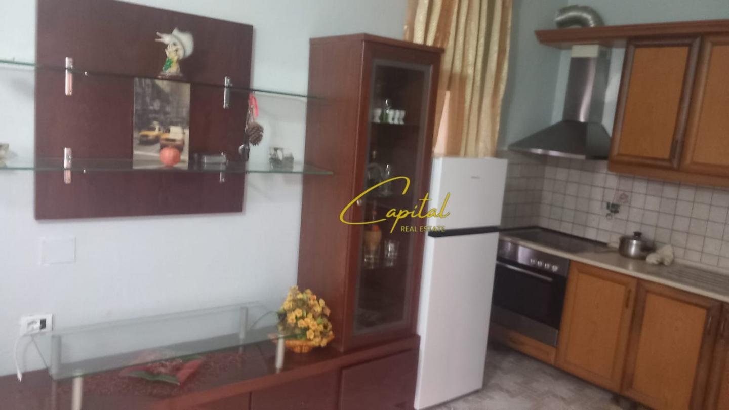 Apartament me qira 2+1 spitali amerikan 3 35.000 leke