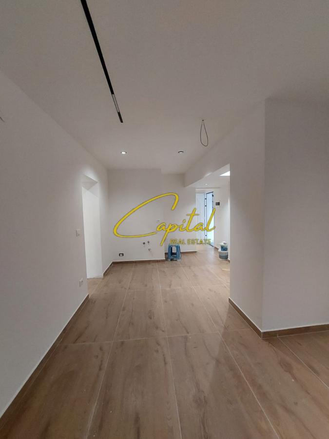 Ambient biznesi me qira 50 m2 pazari i ri 50.000 leke