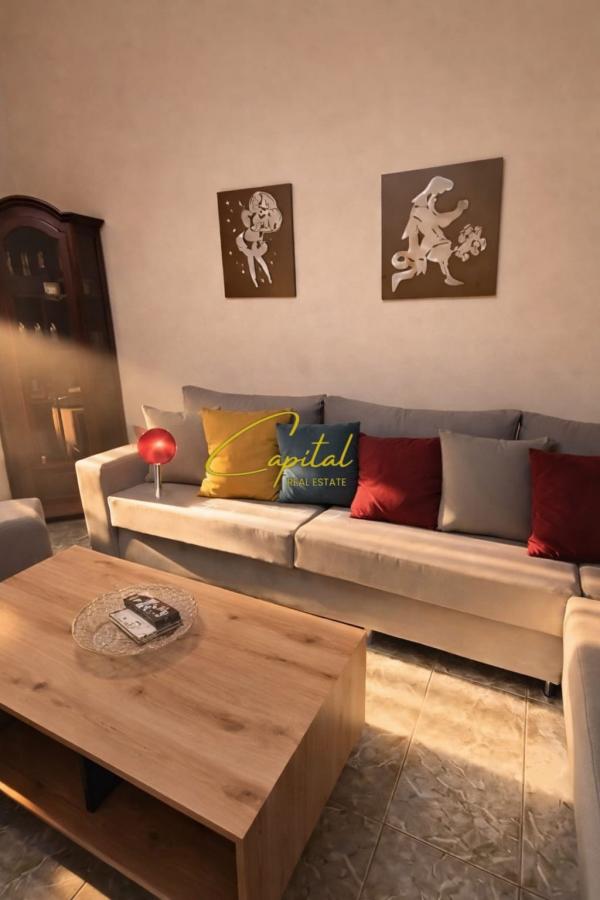 Apartament me qira 2+1 rruga e dibres 50.000 leke