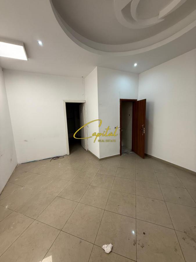 Ambient biznesi me qira 90 m2 astir 700 euro