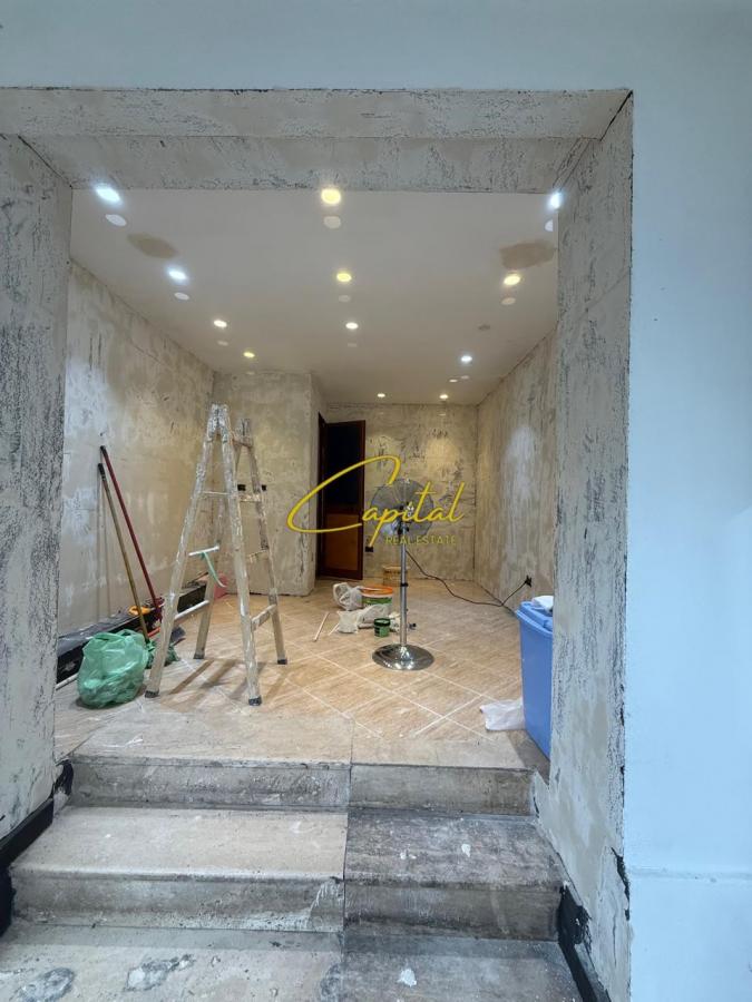 Dyqan me qira 20 m2 rruga e e elbasanit 60.000 leke
