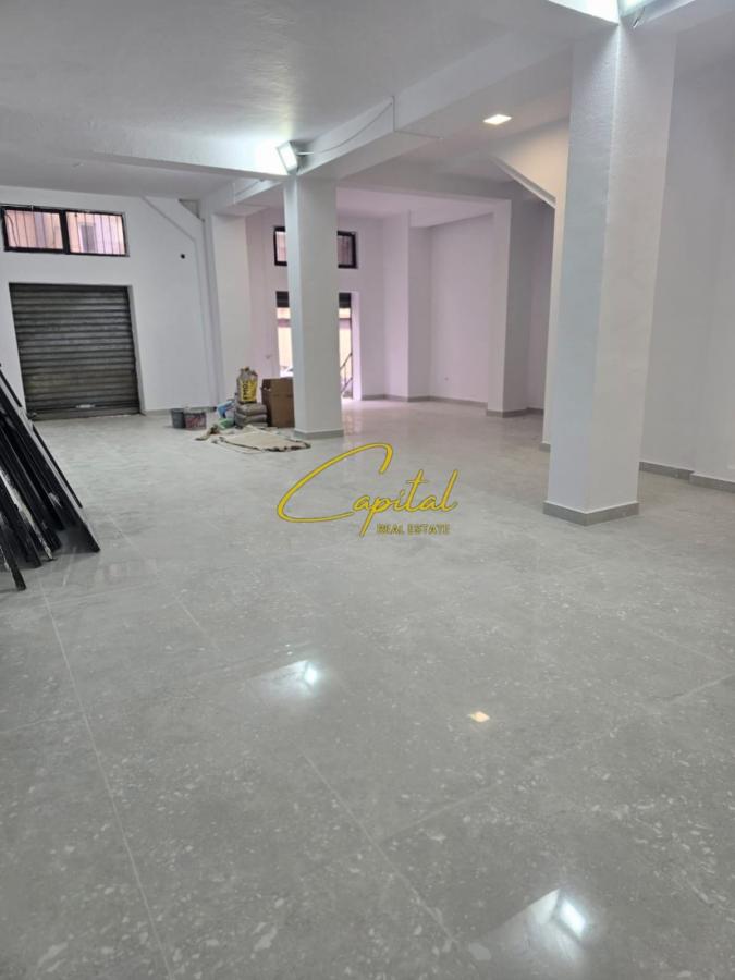 Dyqan me qira 120 m2 21 dhjetori 75.000 leke