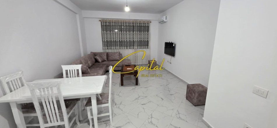 Apartament me qira 1+1 astir 450 euro