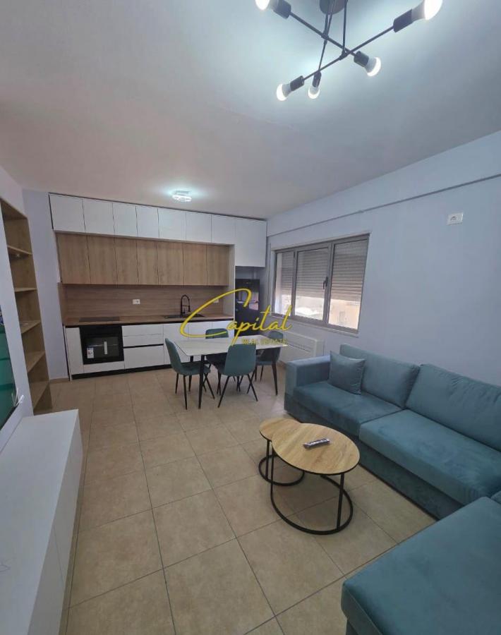 Apartament me qira 1+1 5 maji 50.000 leke