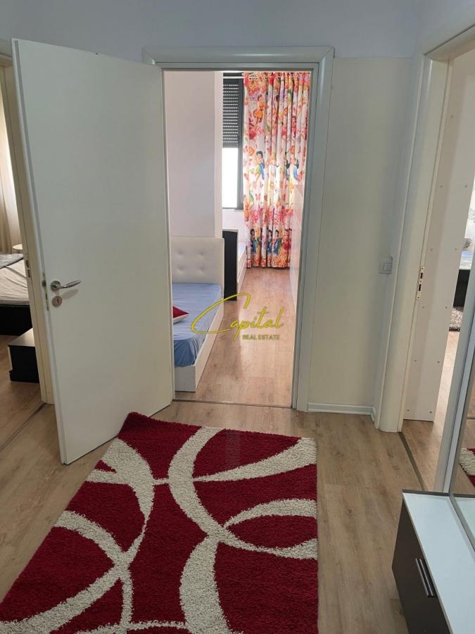 Apartament me qira 2+1 yzberisht 400 euro