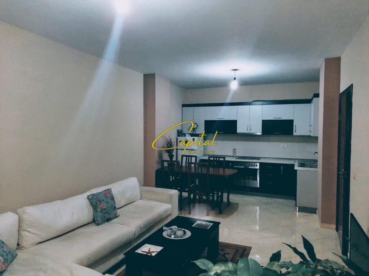 Shitet apartament 2+1 yzberisht 14.500.000 leke