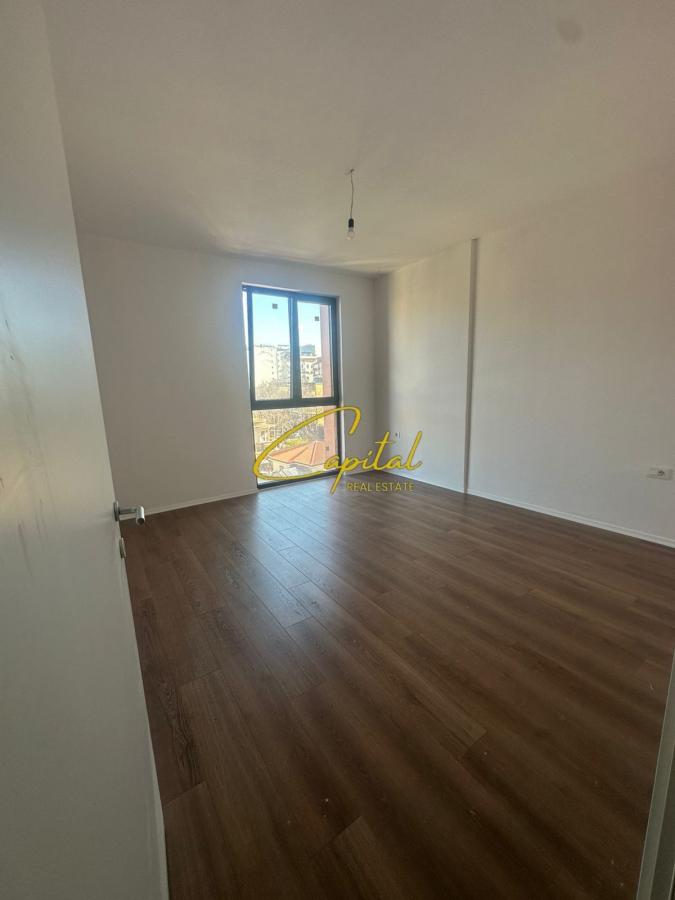 Ambient bizneis me qira 80 m2 rruga e kavajes 100.000 leke