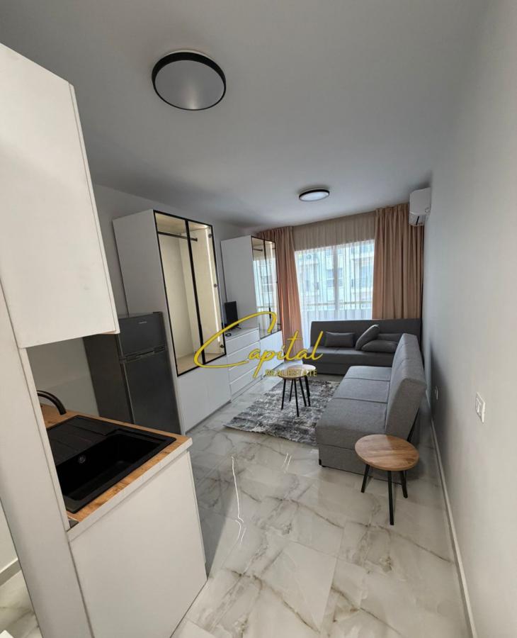 Garsoniere me qira 40 m2 laprake 42.000 leke