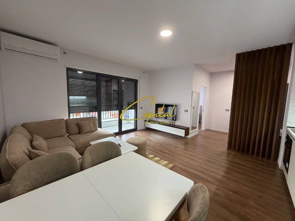 Apartament me qira 1+1 bulevardi i ri 70.000 leke