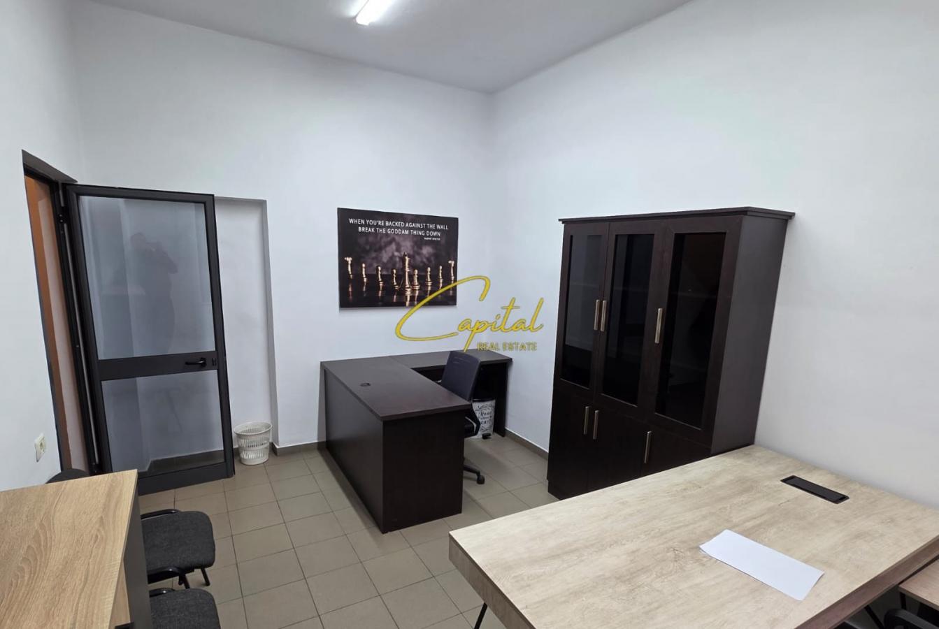 Zyre me qira 25 m2 blv bajram curri 50.000 leke