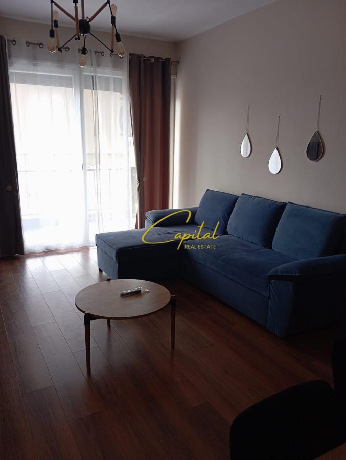 Apartament me qira 2+1 5 maji 650 euro