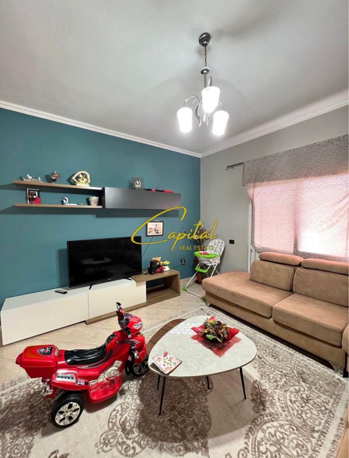 Apartament me qira 2+1 yzberisht 40.000 leke