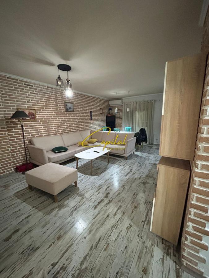 Apartament me qira 2+1 komuna e parisit 650 euro