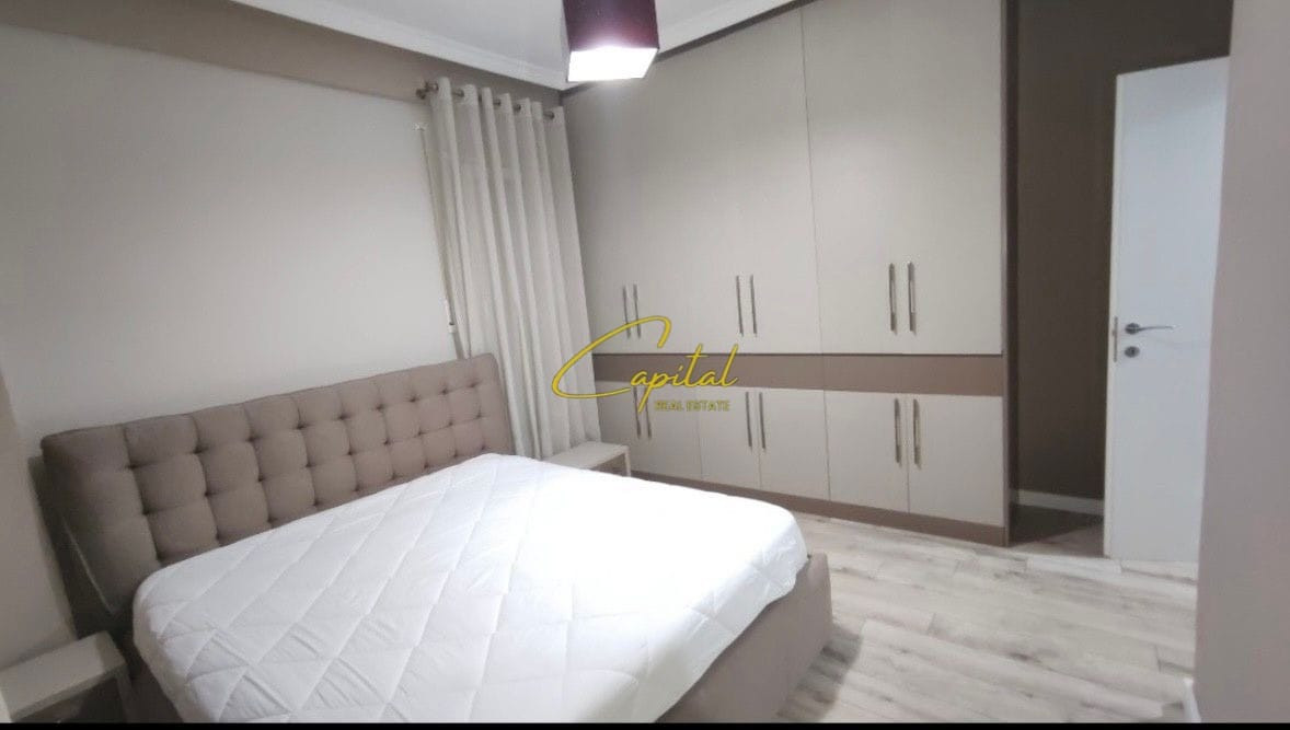 Apartament me qira 2+1 kopshti botanik 60.000 leke