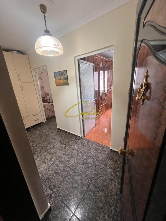 Shitet apartament 1+1 ish parku 117.000 euro