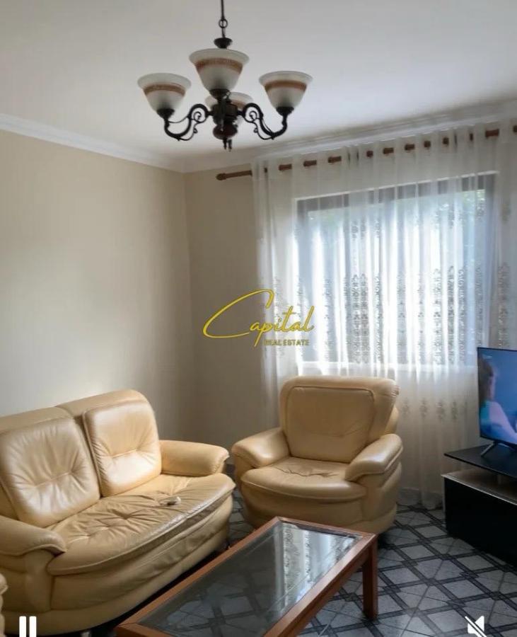Apartament me qira 1+1 rruga irfan tomini 450 euro
