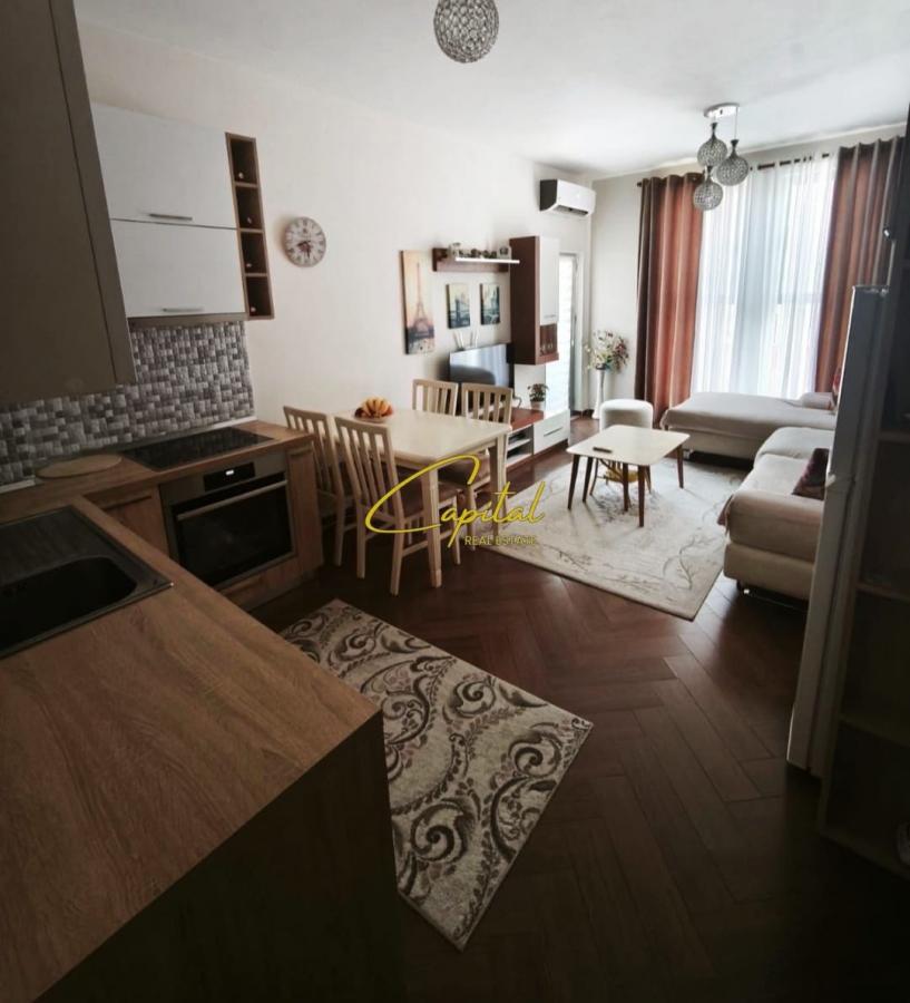 Shitet apartament 1+1 astir 110.000 euro