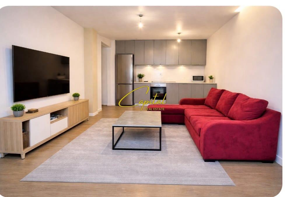 Apartament me qira 2+1 zogu i zi 85.000 leke
