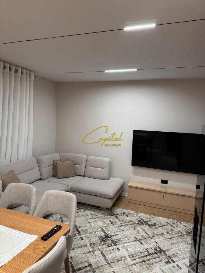 Apartament me qira 2+1 rruga e dibres 70.000 leke