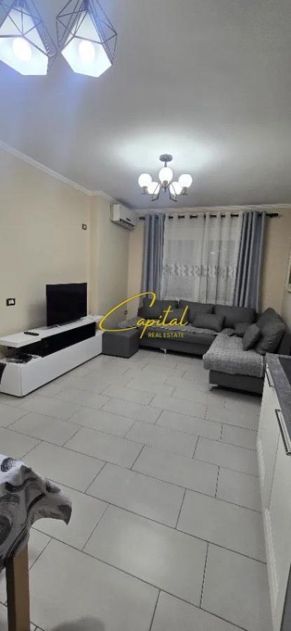 Apartament me qira 2+1 astir 550 euro