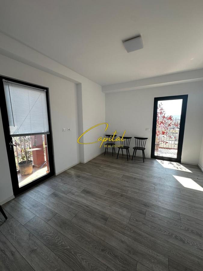 Zyre me qira 68 m2 garden building residence 60.000 leke