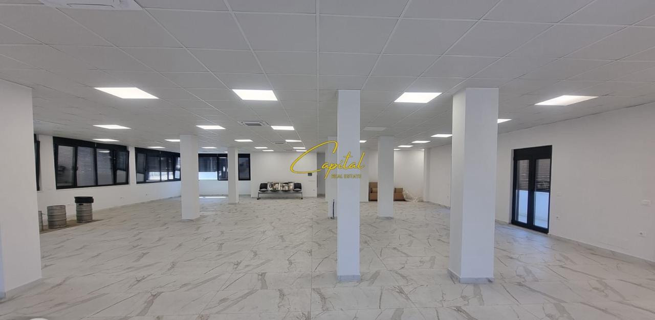Ambient biznesi me qira 350 m2 qendra tregtare teg 3000 euro