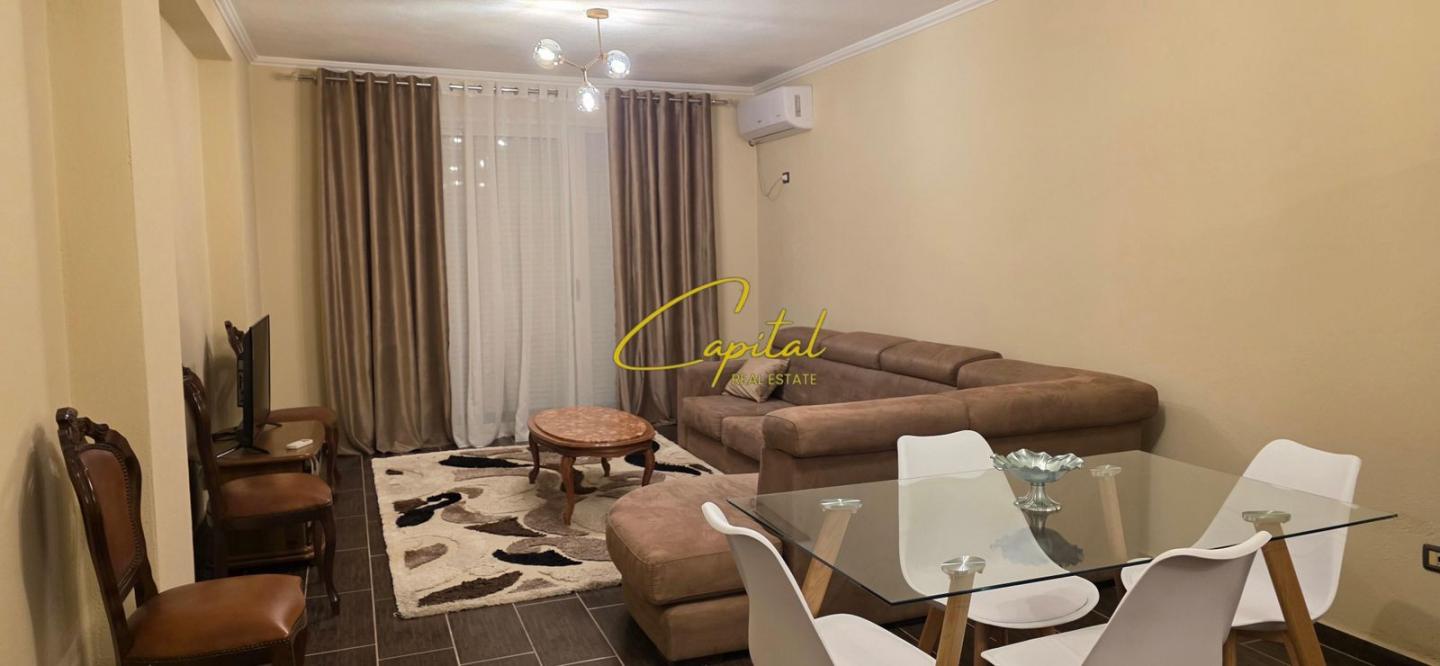 Apartament me qira 2+1 kombinat 50.000 leke