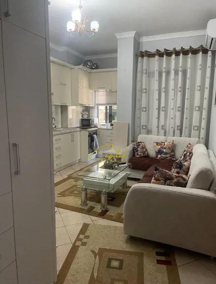 Apartament me qira 1+1 21 dhjetori 50.000 leke