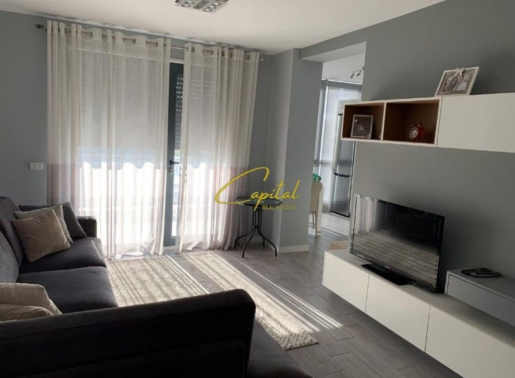 Apartament me qira 2+1 ish parku 62.000 leke