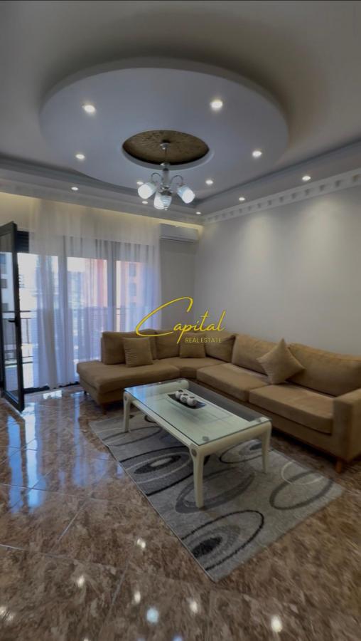 Apartament me qira 1+1 kompleksi green city 50.000 leke