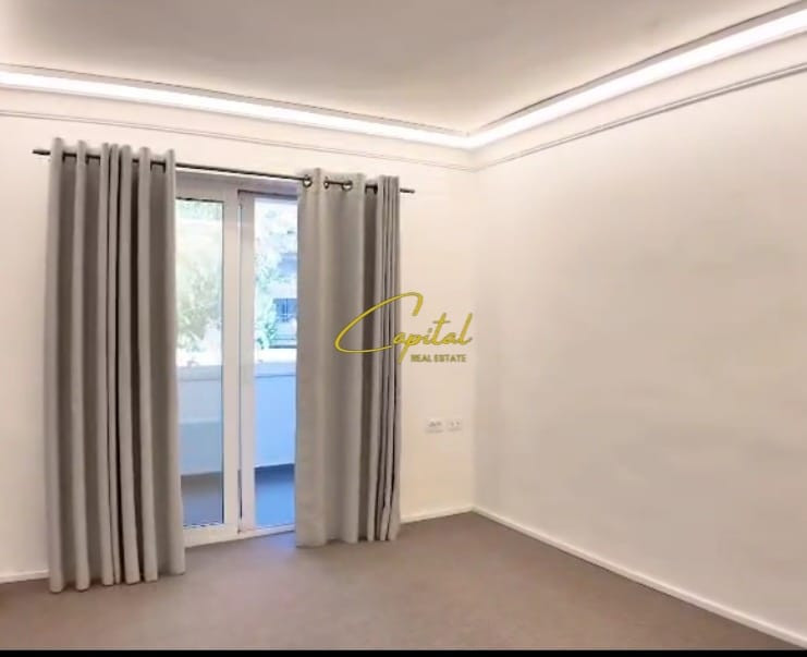 Ambient biznesi me qira 130 m2 rruga  e durresit 150.000 leke