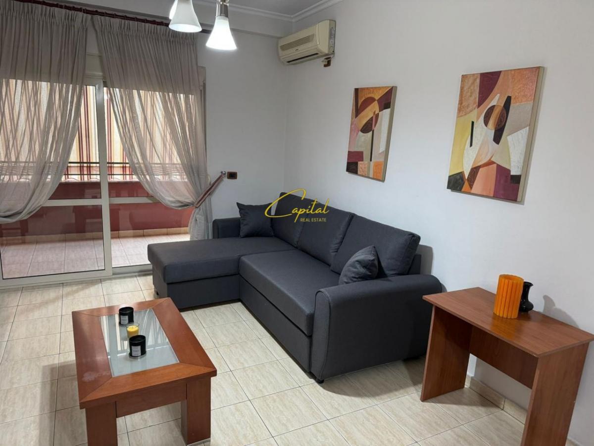 Apartament me qira 1+1 kodra e diellit 45.000 leke