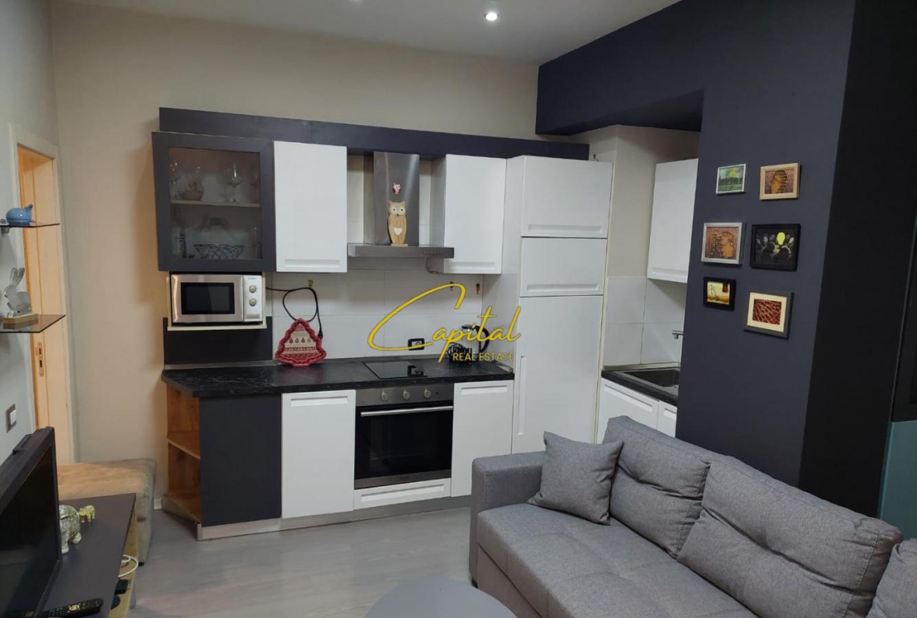 Apartament me qira 1+1 rruga e elbasanit 60.000 leke