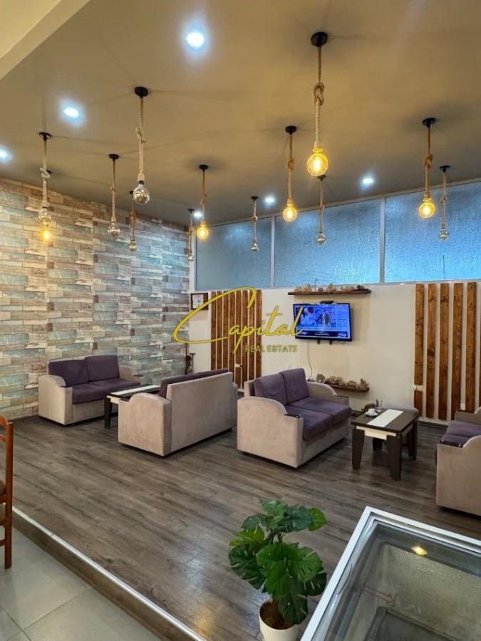 Ambient biznesi me qira 90 m2 kamez 600 euro