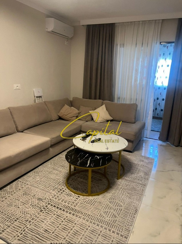 Apartament me qira 2+1 oxhaku 45.000 leke