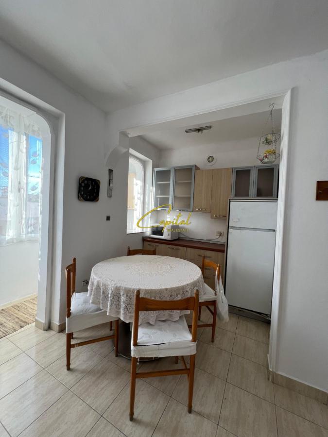 Apartament me qira 2+1 pazari i ri 50.000 leke
