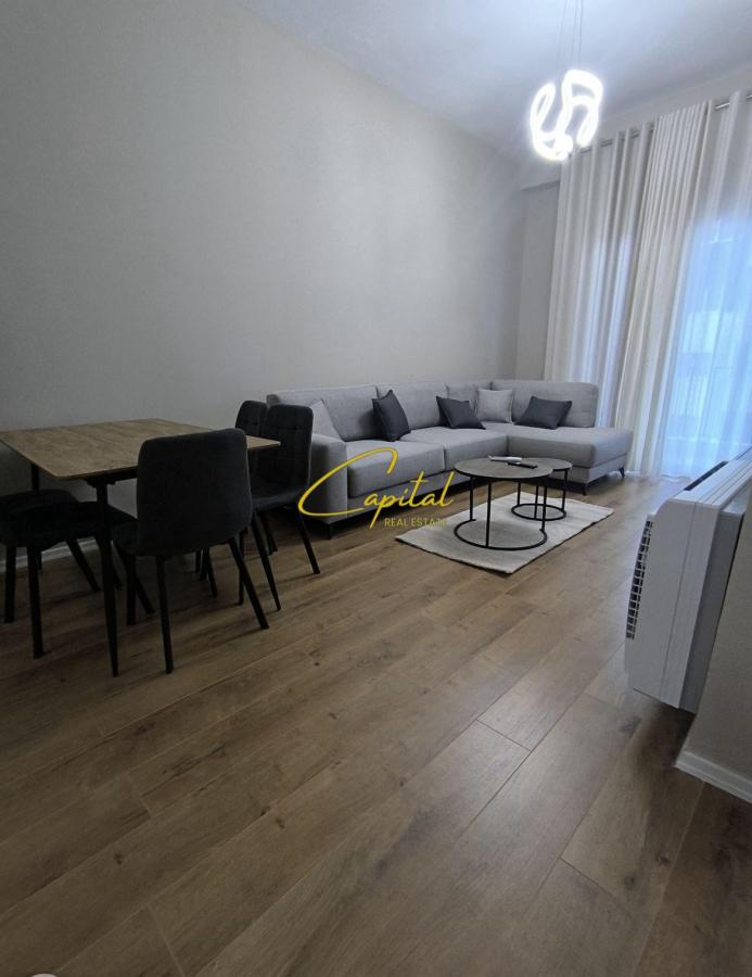 Apartament me qira 1+1 laprake 600 euro