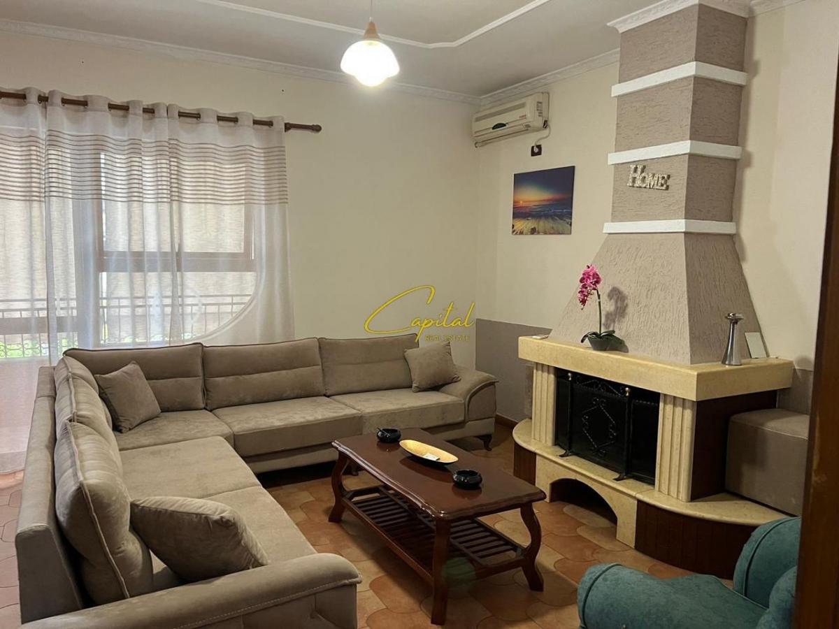 Apartament me qira 2+1 ish blloku 700 euro