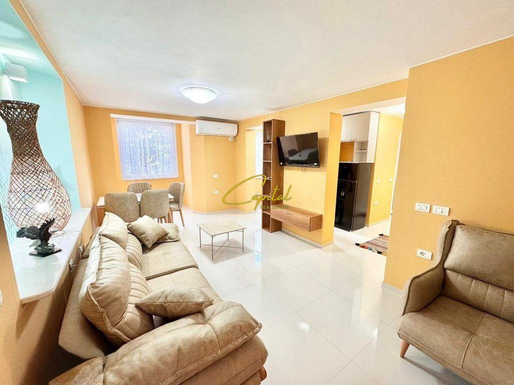 Apartament me qira 2+1 sheshi willson 800 euro