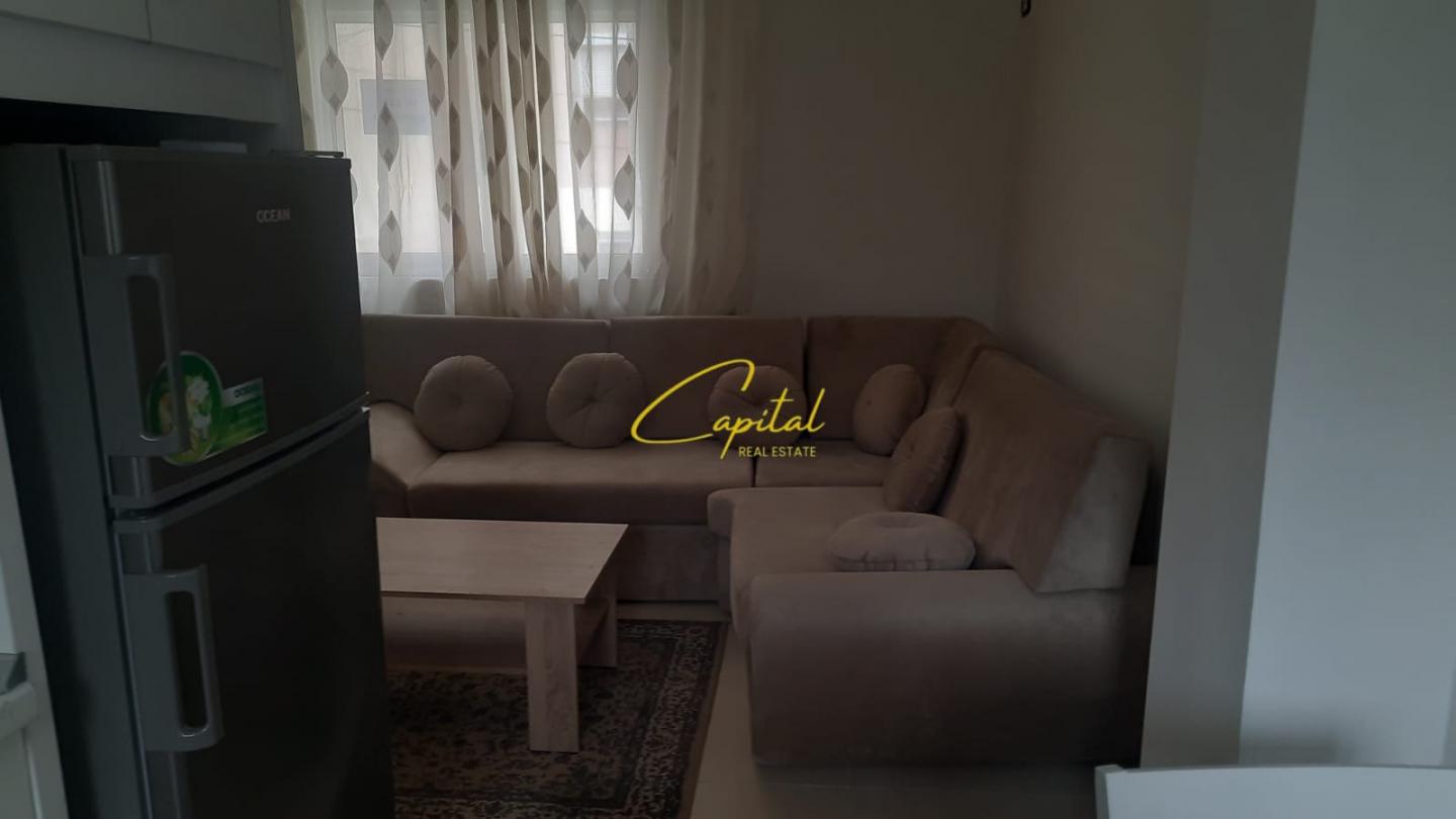 Apartament me qira 1+1 rruga fortuzi 60.000 leke