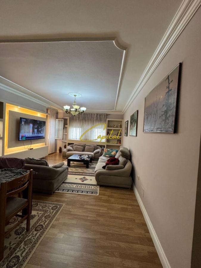 Shitet apartament 3+1+2 astir 215.000 euro