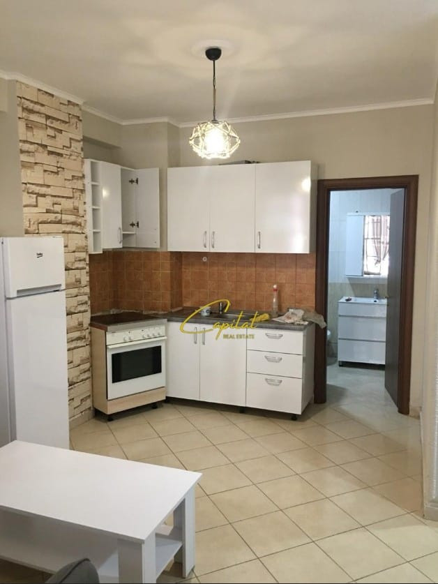 Garsoniere me qira 48 m2 astir 35.000 leke