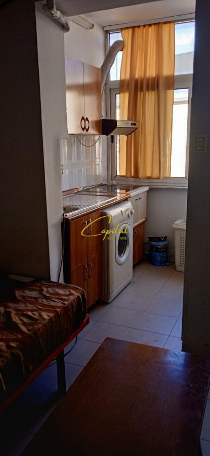 Garsoniere me qira 25 m2 bulevardi zogu i 35.000 leke