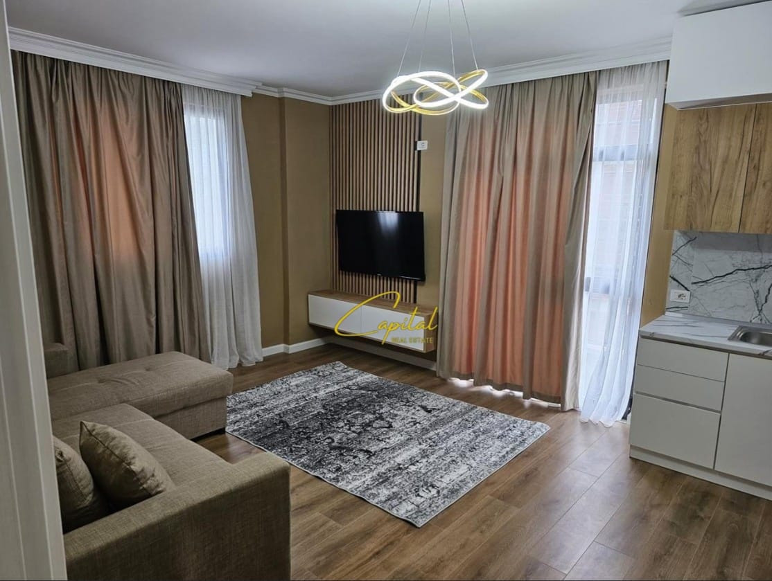 Apartament me qira 2+1 spitali amerikan 2 55.000 leke
