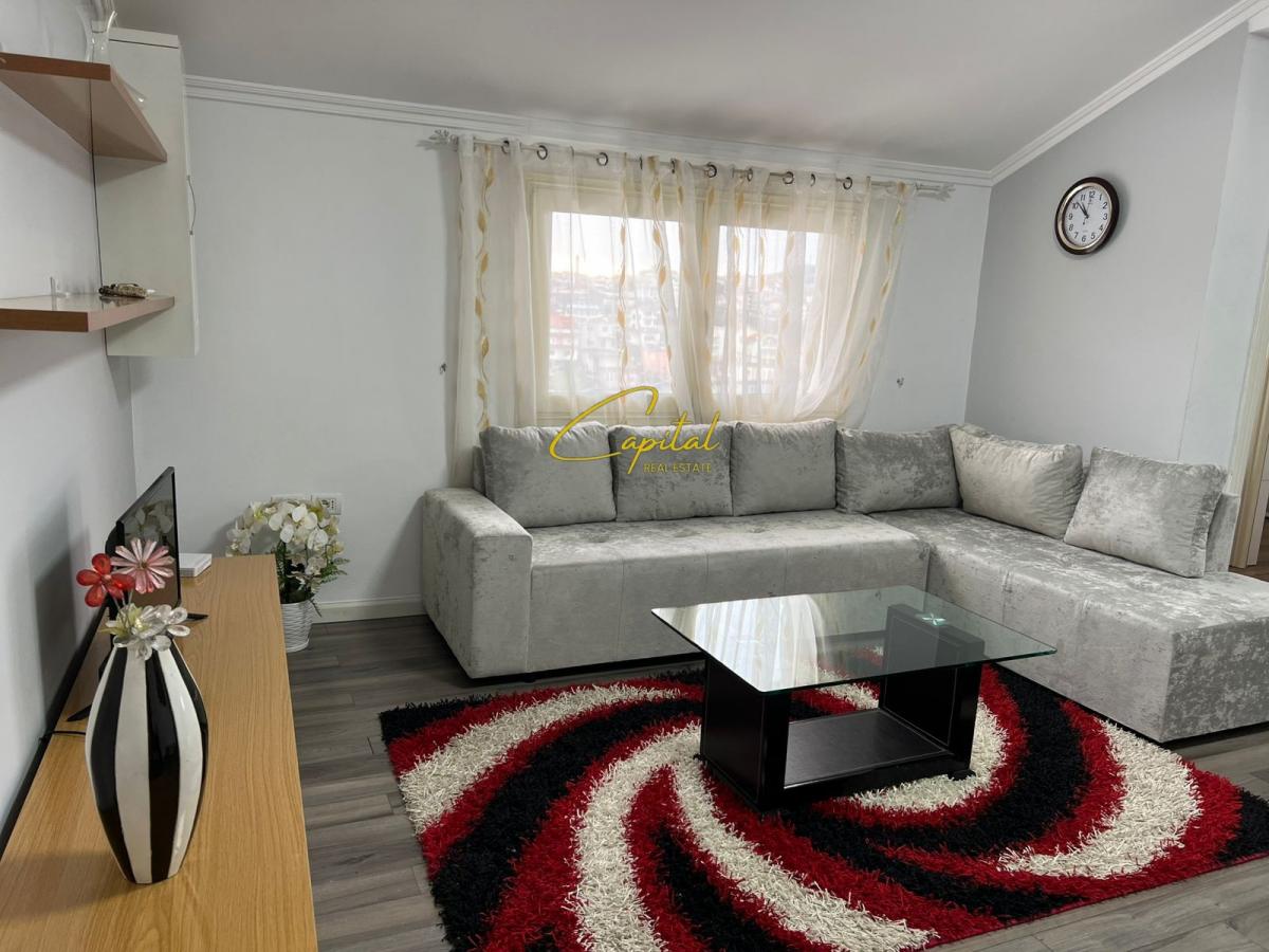Apartament me qira 2+1 qytet studenti 40.000 leke