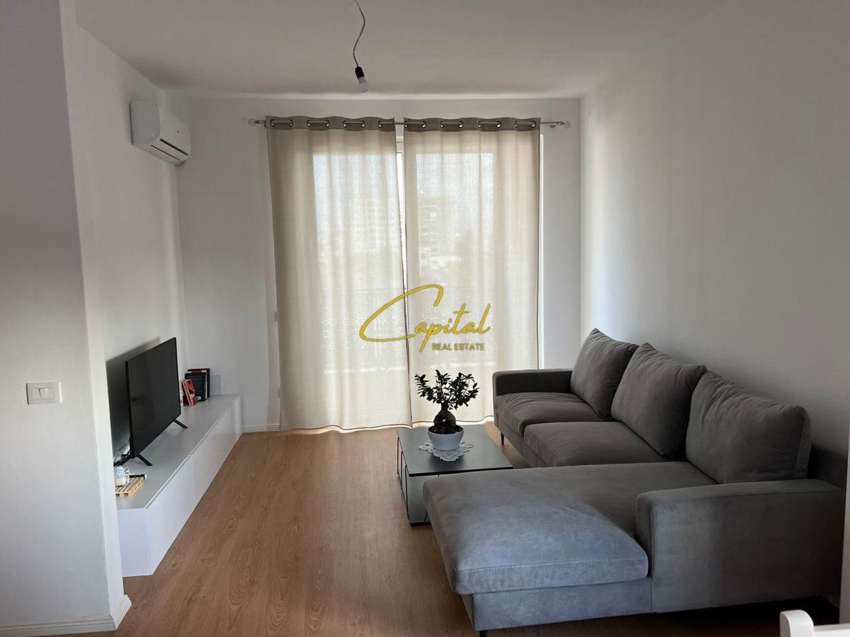 Apartament me qira 2+1 spitali qsut 550 euro
