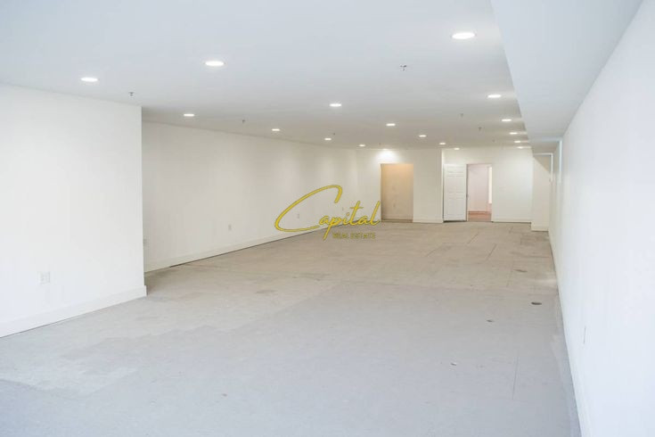 Magazine me qira 160 m2 selite 800 euro