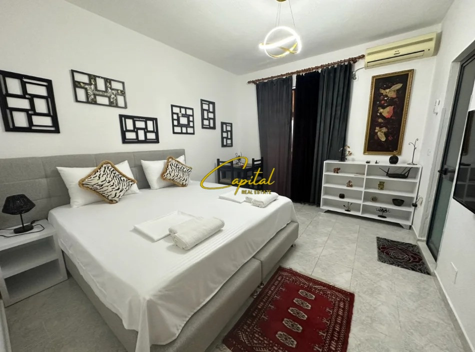 Garsoniere me qira 38 m2 ish restorant durresi 39.000 leke