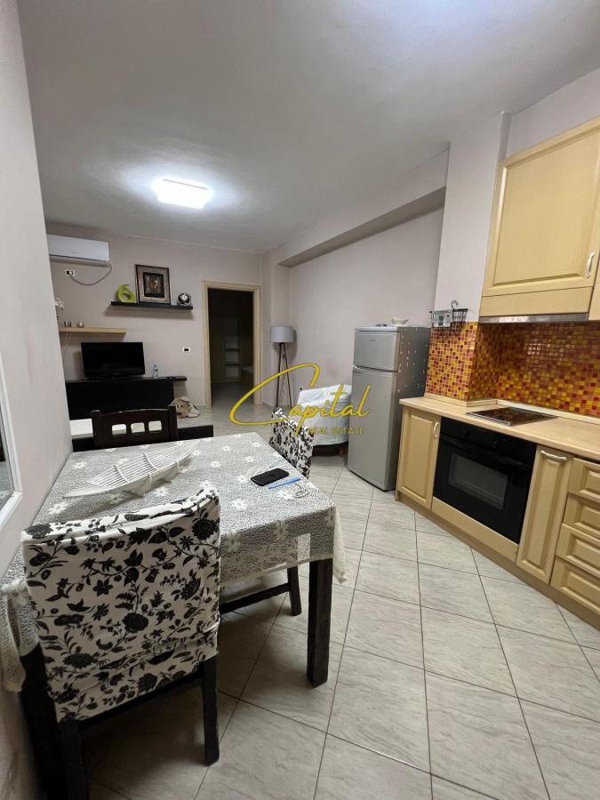 Apartament me qira 2+1 sheshi willson 75.000 leke